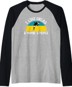 Funny Cute I Like Orcas & Maybe 3 People Social Media Trend Raglan Baseball Tee